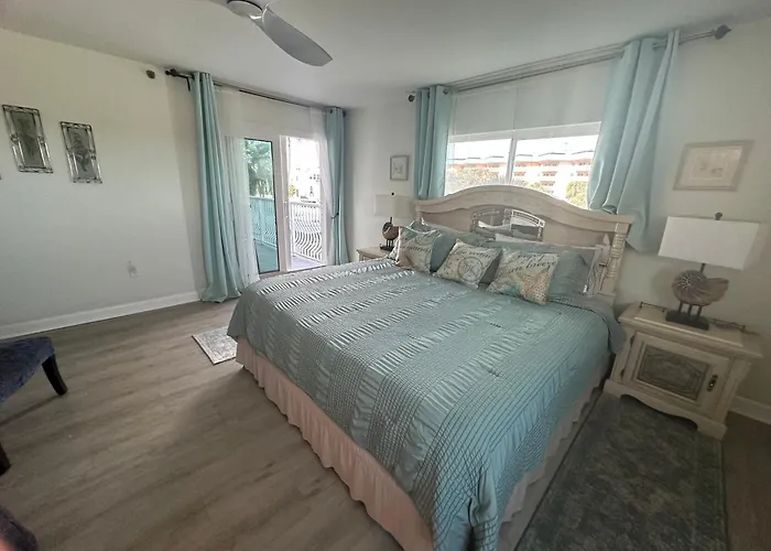 Retreat In Redington Shores