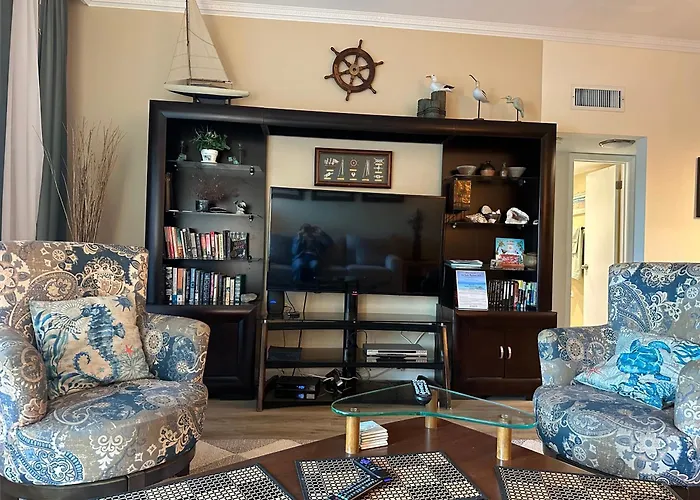 Retreat In Redington Shores Apartment *